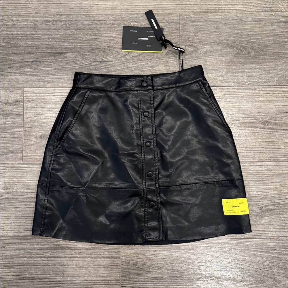 Secondleft S1 Women's Faux Leather Short Skirt Women’s Size Small